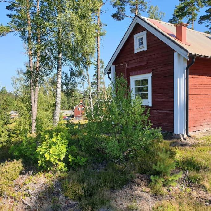 Cabin Near Lake And Beautiful Nature Reserve. Bodafors Luaran gambar