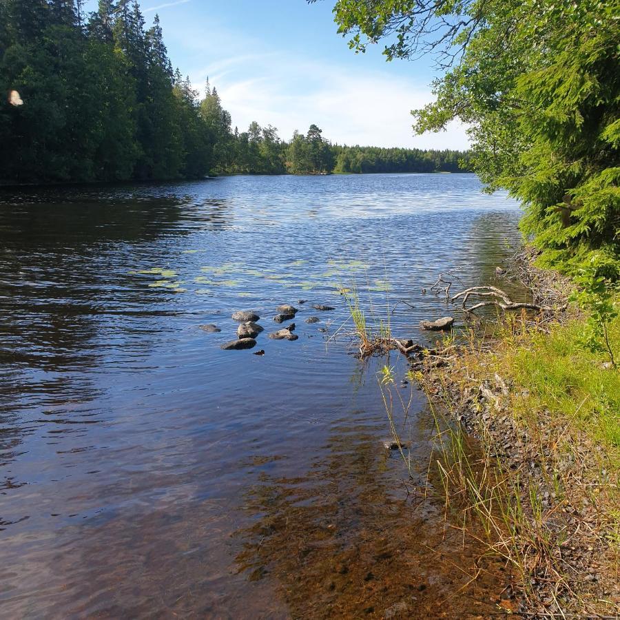 Cabin Near Lake And Beautiful Nature Reserve. Bodafors Luaran gambar